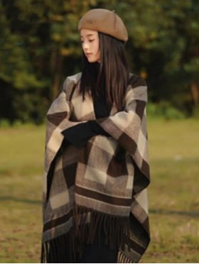 Premium Soft Checkered Cape W/ Fringes